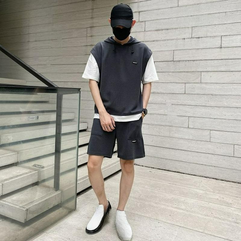 

Summer Fake Two-piece Hooded Sweater Shorts Plus Size Suit Men s Trend Ins Loose Two-piece Suit 8XL сірий