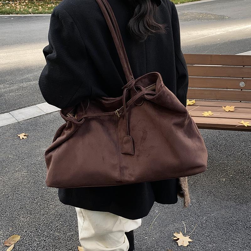 New Suede Shoulder Bag Women Fashi Retro Large Top Handle Bag for Daily Commute Comfortable and Versatile Texture Storage Bags