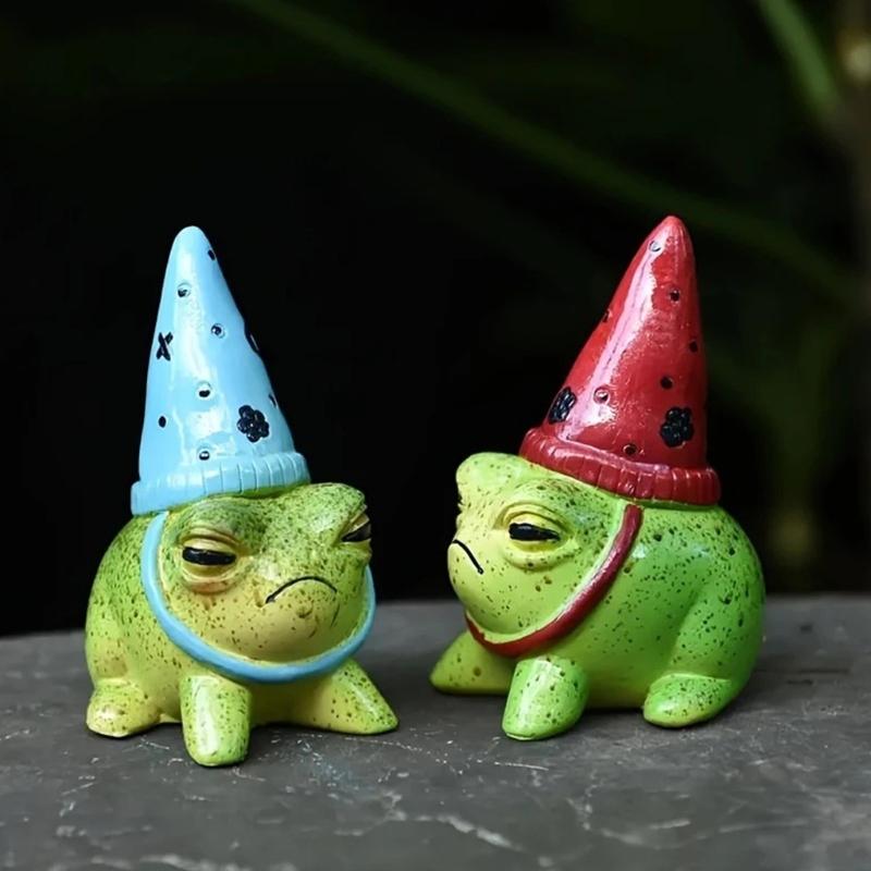 Resin Frogs Statue with Party Hat Handcrafts Model Figurine Statue For Home Desktop Shelf Display Yard Patios Decoration