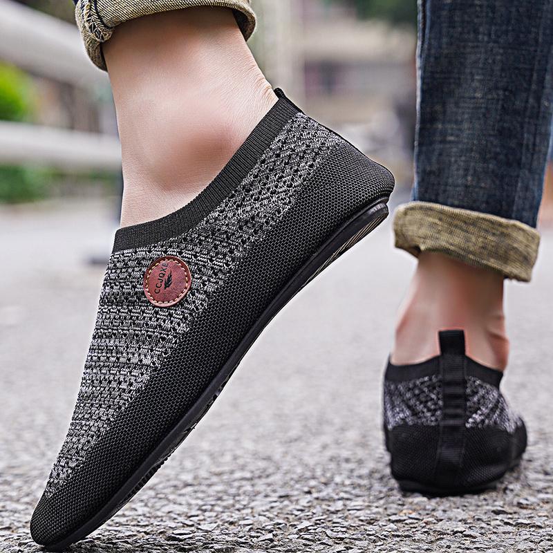 MAEDEF Men's Shoes Breathable Loafers Men Shoes Lightweight Home Bedroom Slippers for Men Comfortable Walking Shoes