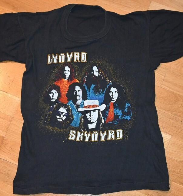 Vintage Lynyrd Skynyrd Band T-Shirt – Classic Southern Rock Legends - Size S-5XL Unisex T-Shirt S