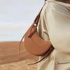Franse Designer Halvemaan Zadel Tas 2025 - Trendy High-End Dames Onderarm & Crossbody Tas.