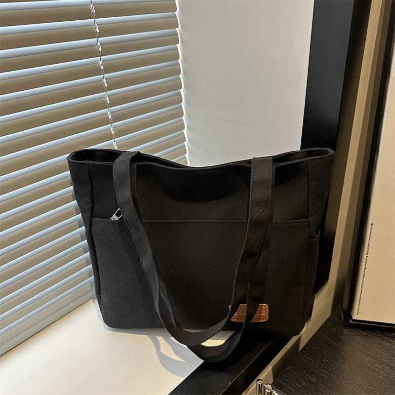 Японская оригинальная женская сумочка 2025 новая модная простая сумка через плечо повседневная универсальная сумка под мышкой