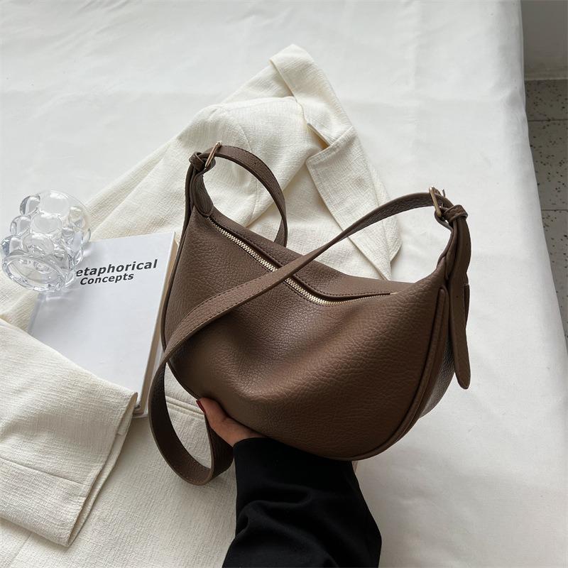 Popular Retro Dumpling Bag New Simple and Versatile Casual Shoulder Bag Fashion High Sense Messenger Bag