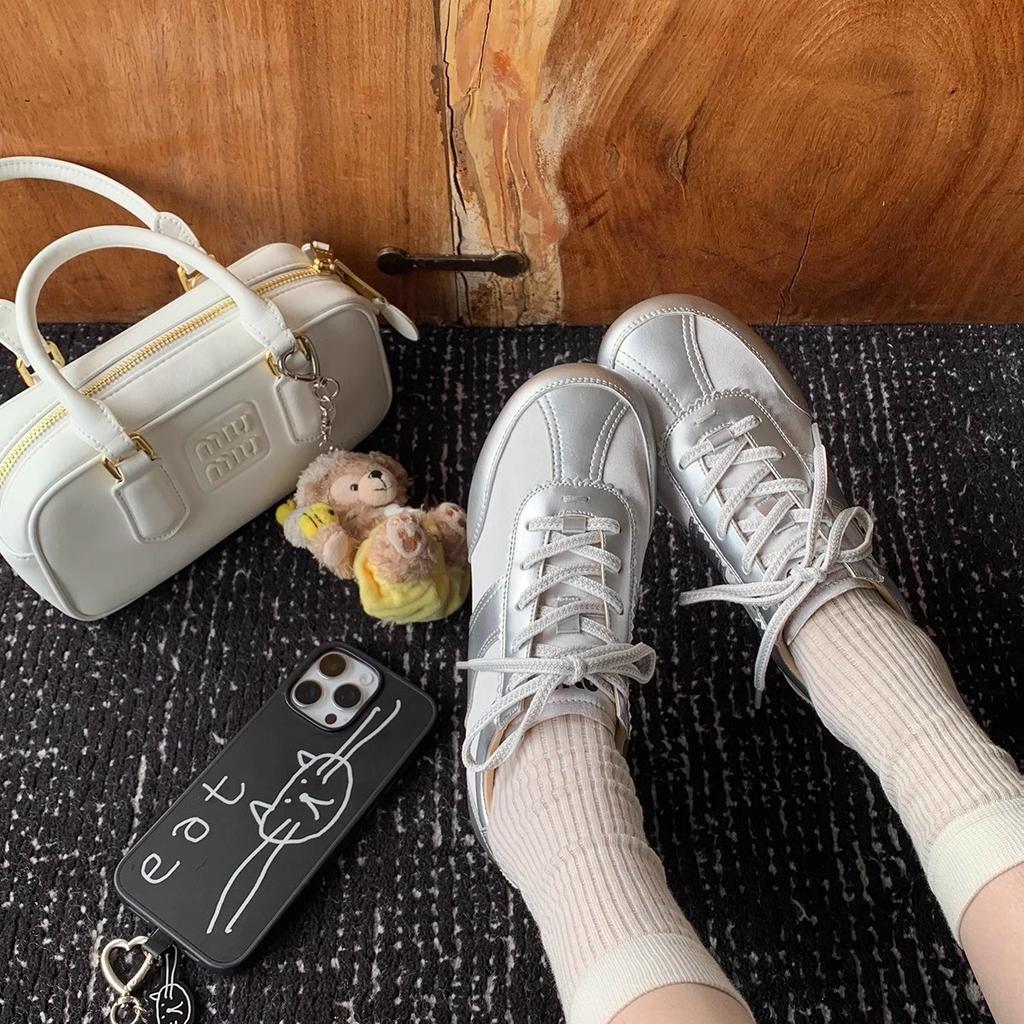 Cowhide Version Grape Mother Same Contrasting Shoelaces Soft Sole Soft Surface Versatile Round Head White Shoes Sports and Leisure Shoes Women's