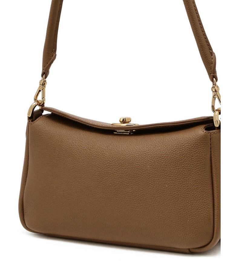 Daks Womens Accessories Brown O Lock-Decorated Flap Shoulder Bag S_Dcba6E962W2
