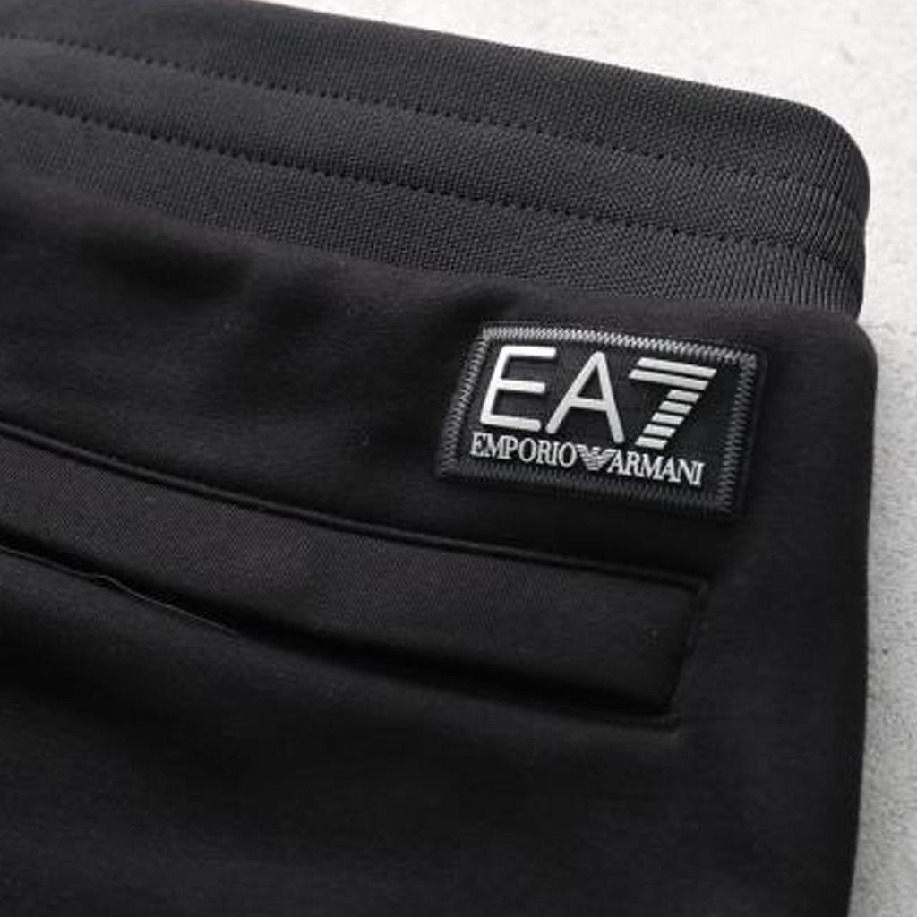 Emporio Armani EA7 Casual Shorts Men's 7M000143-AF13538-UC001