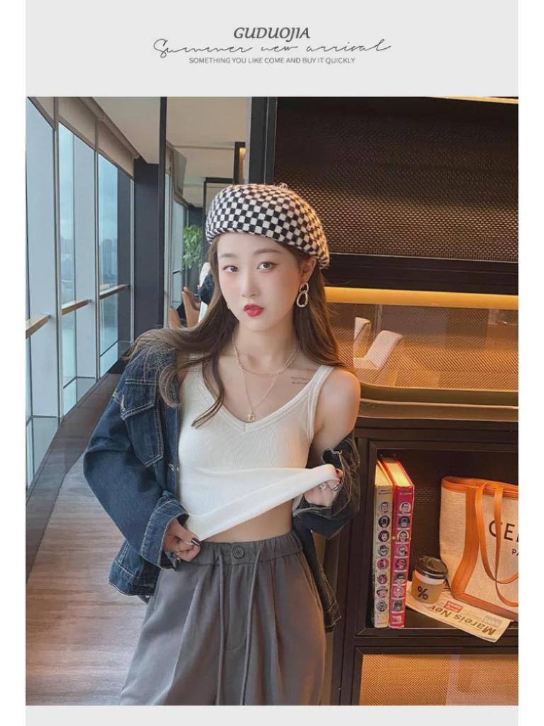 Women's Winter Plush Vest: Thick, Warm, Padded Chest, Sleeveless, One-Piece Bra Design, Contrasting Color