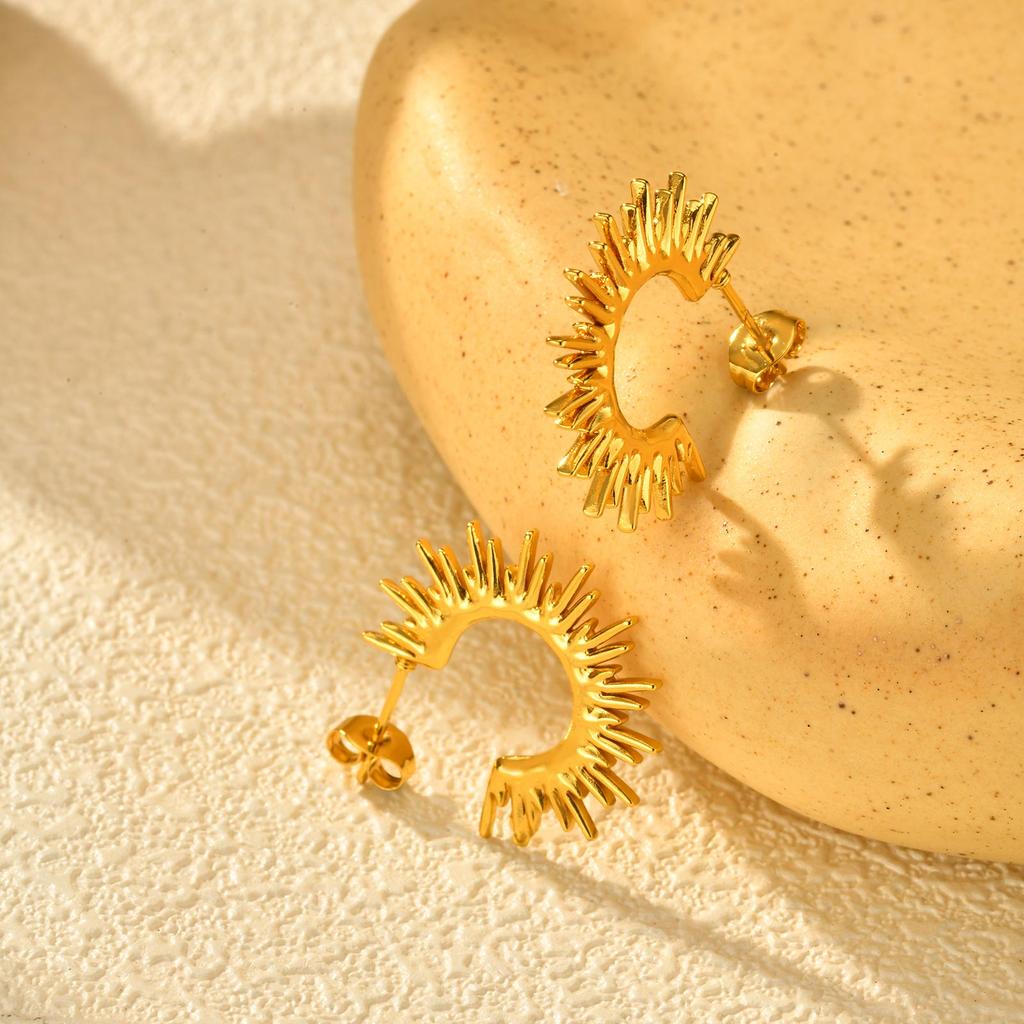 Stainless Steel Irregular C-shaped Stud Earrings for Women,Gold Color Vintage Sun Flower Earrings,Exaggerated Jewelry Gift