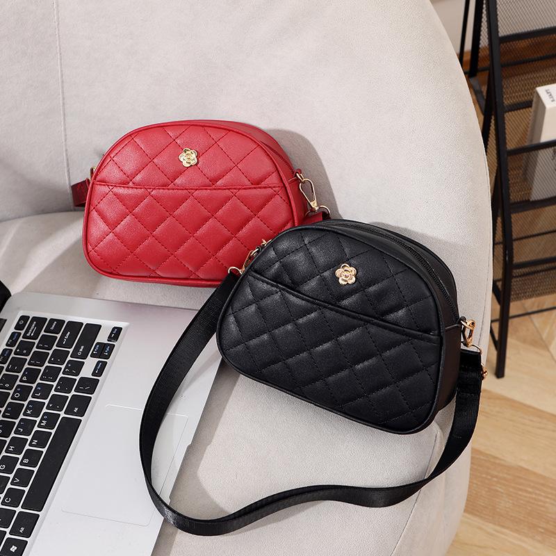 Sweet Flower Shell Bag Ladies Embroidered Rhombus Shoulder Bag Front Pocket Storage Change Mobile Phone Bag