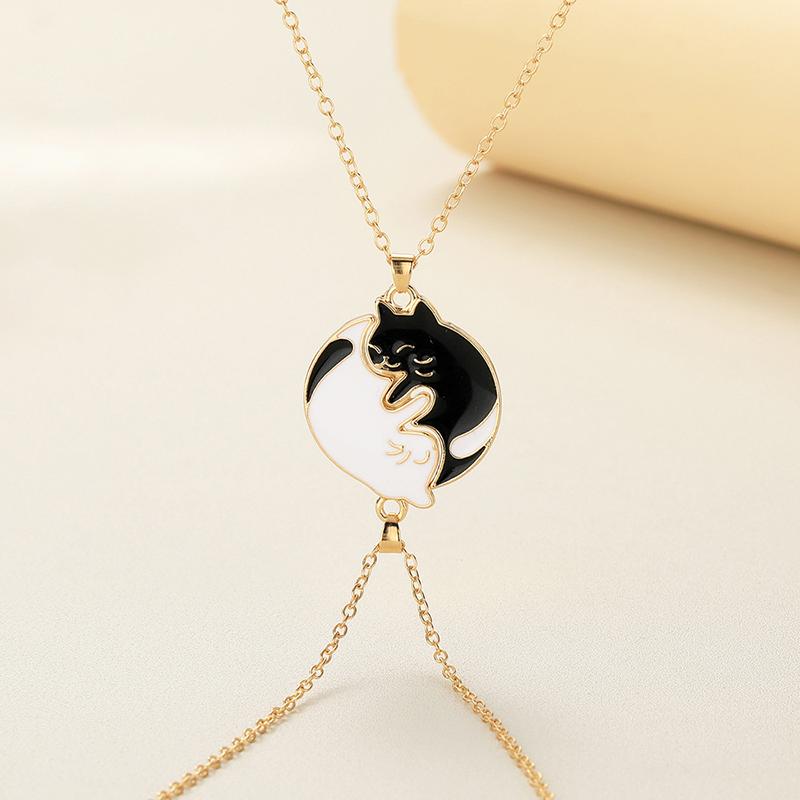Hug Cute Pet Cat Pendant Necklace Women Girls  Trendy Jewelry Couple Gift Friendship Necklace