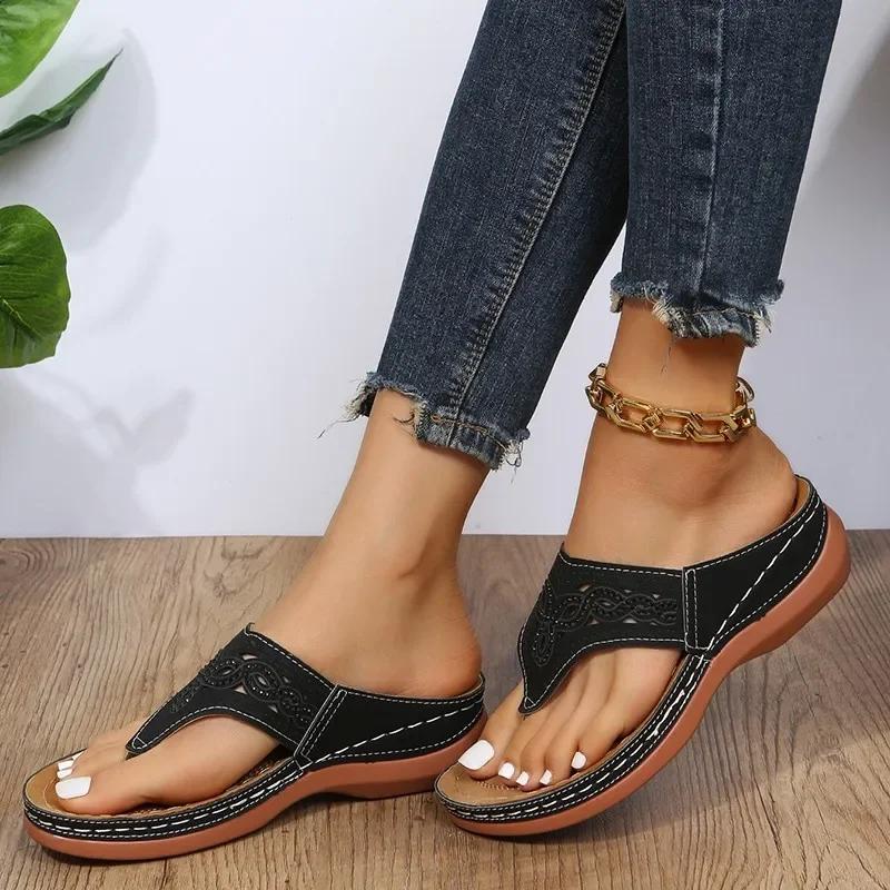 Mode 2024 Neue Damen Sandalen mit dicker Sohle Einfarbig Strand Casual Keil Zehentrenner Fortschrittliche Orthopädische Offene Zehenpartie Rutschfest Outdoor
