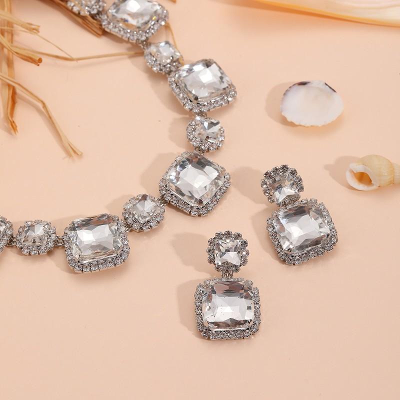 Elegant Green Red White Rhinestone Jewelry Set Women Fashion OL Style Earrings Necklace With Geometric Square Design
