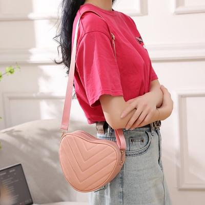 Sweet Heart-shaped Small Bag, New Fashion Embroidered Women's Bag, Shoulder Messenger Bag, Women's Bag, Mobile Phone Bag.