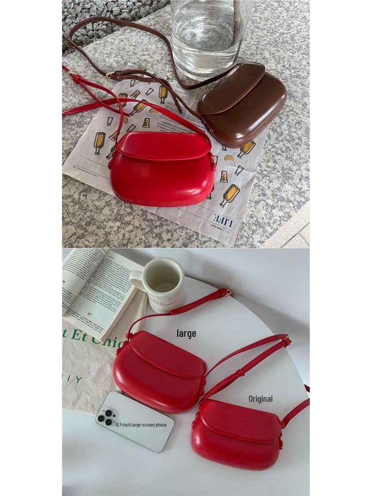 Women's Retro Red Saddle Handbag: Spring/Summer 2025 Collection - High-End, Versatile, and Simple Phone Bag
