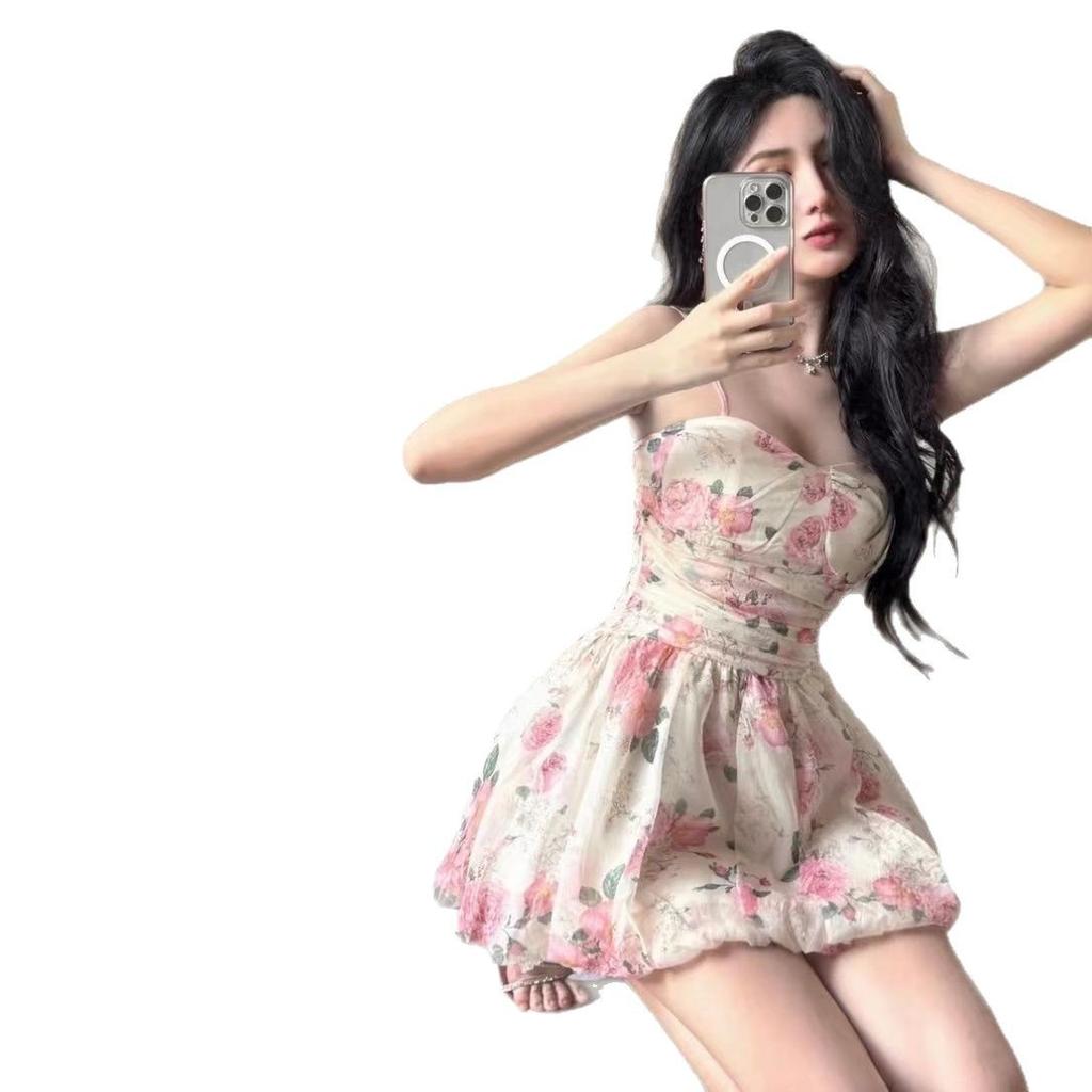 Summer 2026 New Gentle Wind Wear Women's Korean Version Fashion Small Floral Suspender A-word Skirt Two-piece Set