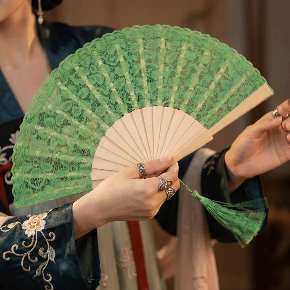 Vintage Lace Trim Folding Fan Handheld Dance Fan Exquisite Classic Fan  Artistic Performances