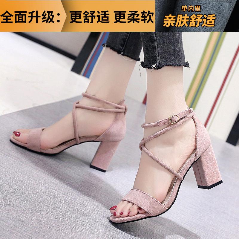 Französische Sandalen Damen 2025 neu Feenstil dicker Absatz Temperament Ein-Wort-Schnalle gekreuzte Riemen erhöhend Römische High Heels