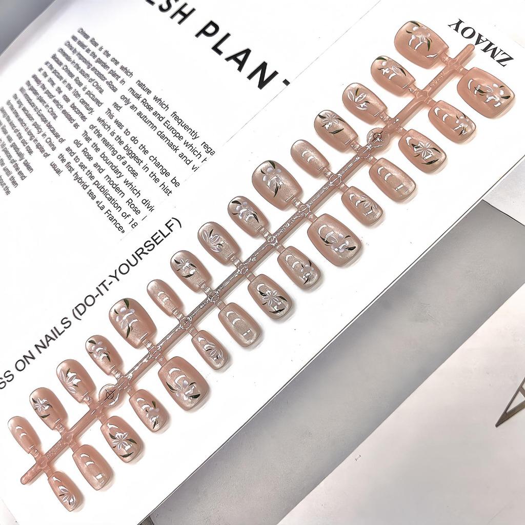 Cartoon Multi-Pattern High-Quality Wearable Nail Tips for Professional & Commute Style Manicure