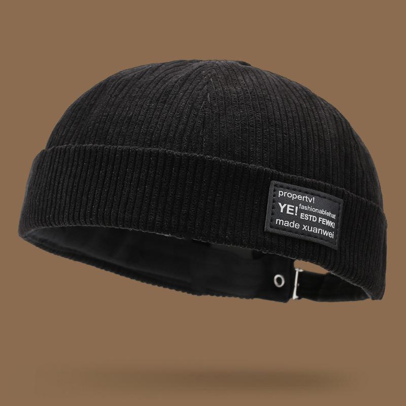 Autumn and winter corduroy brimless casual hat, personalized yuppie hat, men s and women s striped velvet melon skin hat чёрный