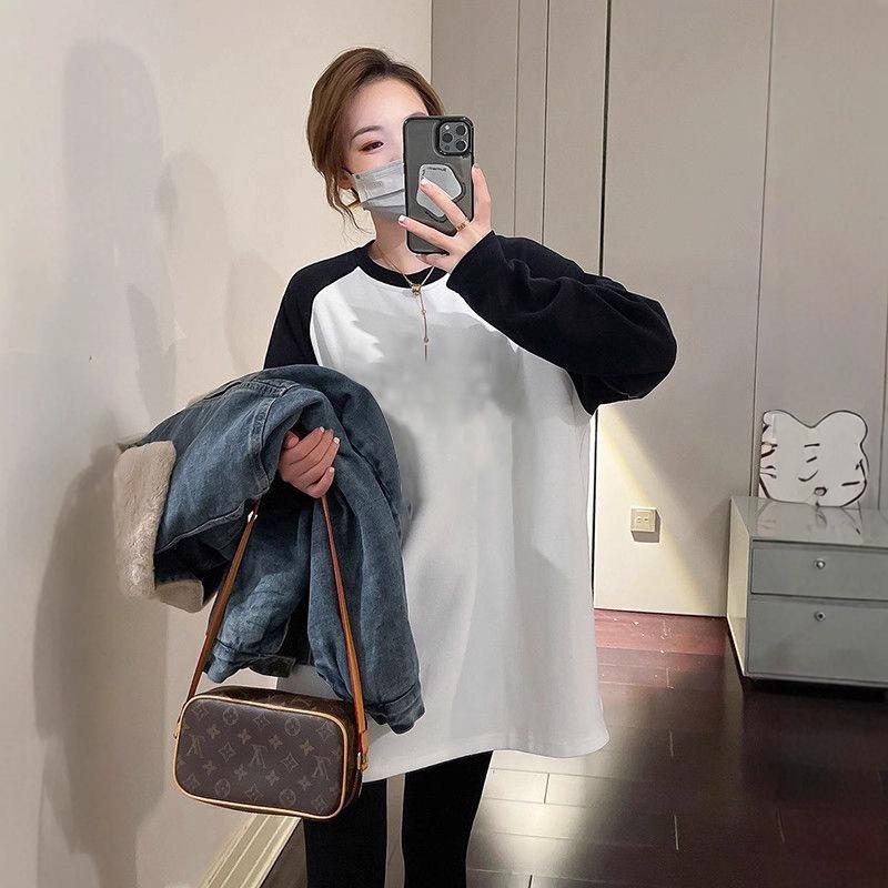 Women's Loose Mid-Length Raglan Thermal T-Shirt with Contrasting Colors