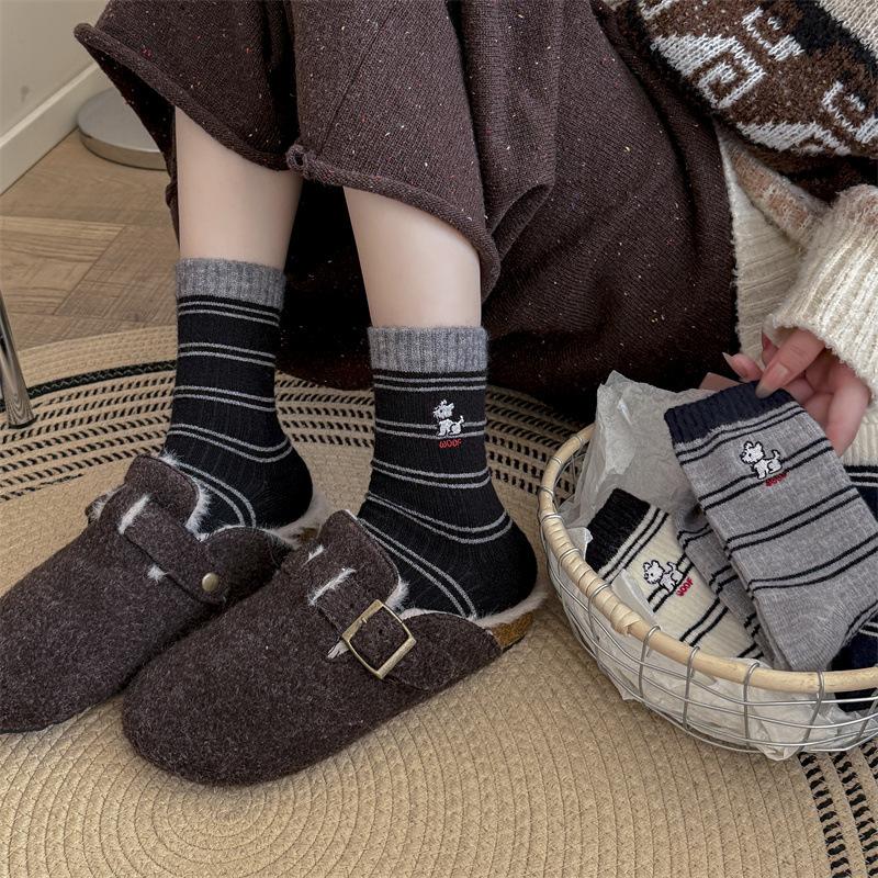 Women's Autumn and Winter Woolen Thickened Warm Striped Embroidered Cartoon Puppy Mid-calf Socks Trendy Pile Socks