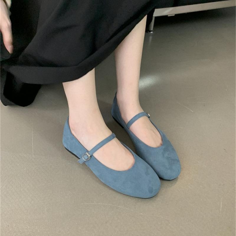 Retro Grandma Shoes Girl Autumn 2025 New Gentle Fairy Wind Round Head Shallow Mouth Soft Sole Mary Jane Shoes