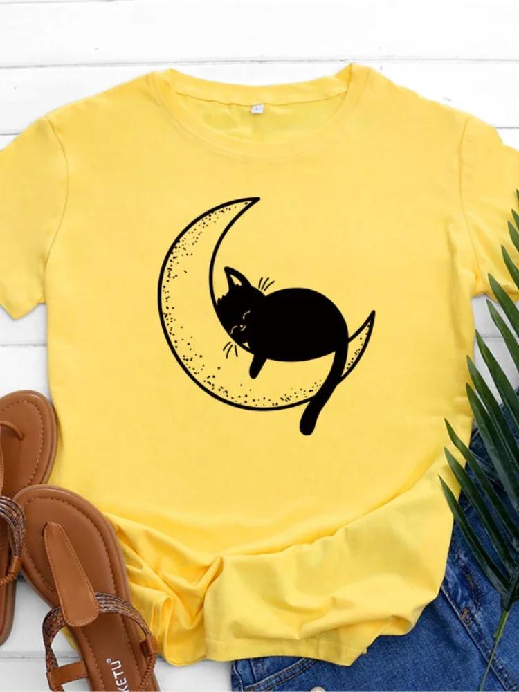Cat Sleeping on Moon Print T Shirt Women Short Sleeve O Neck Loose Tshirt Summer Women Tee Shirt Tops Camisetas Mujer