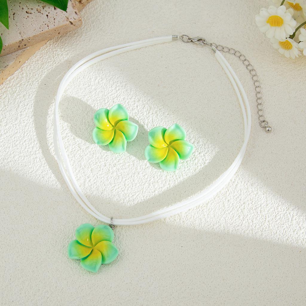 Accessories Cream Wind ins Summer Fashion Necklace Earrings Set Small Fresh Flower Dyed Necklace Accessories