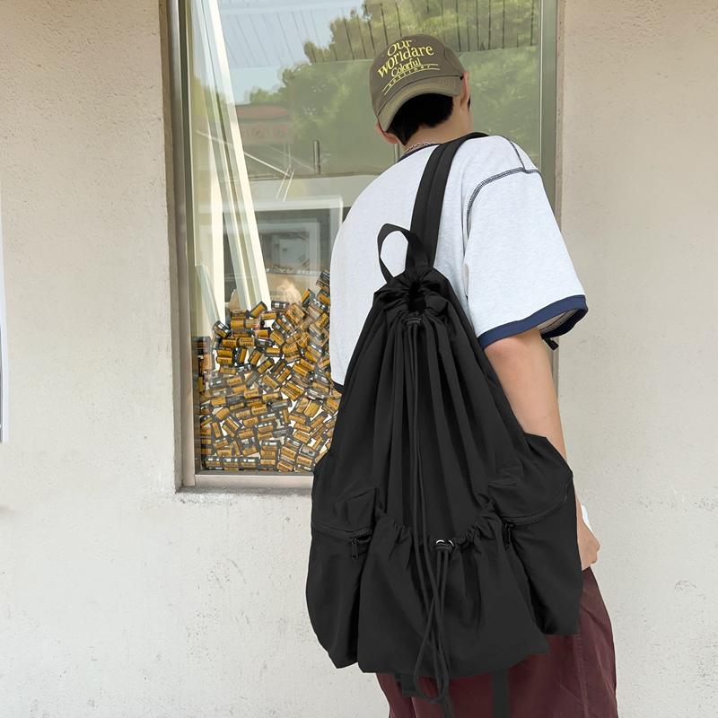 Unisex Lightweight Backpack Large Capacity Hiking Backpack Bag Adjustable Strap Fitness Shoulder Bag for Gym Sports