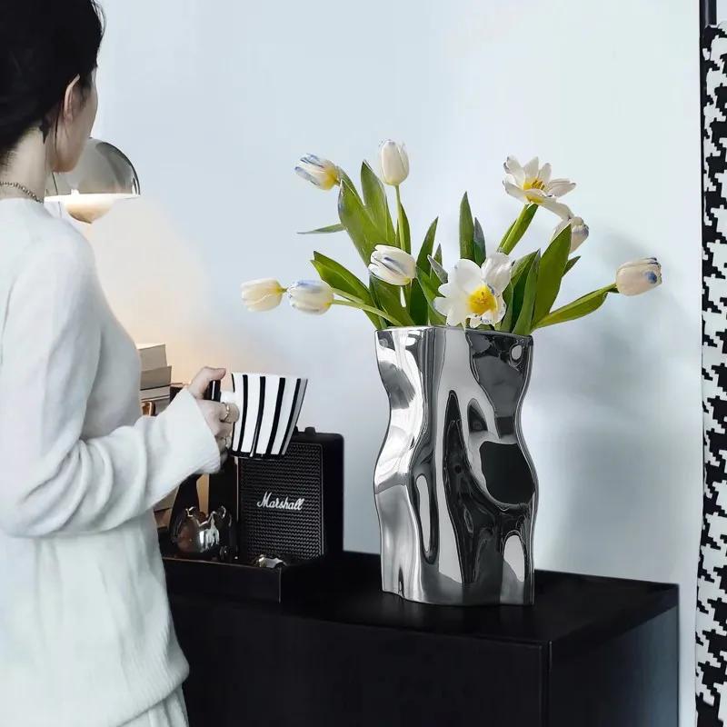 Luxury Morden Flowers Vase Home Decoration Silver Designer Vase Room Decor High-end Accessories Table Decoration Gifts