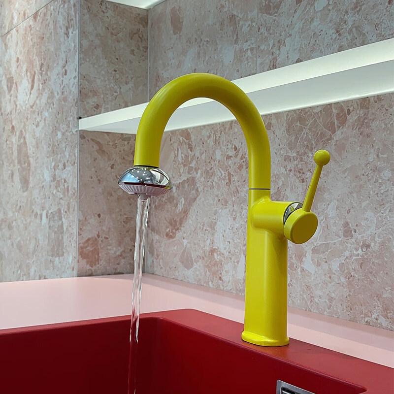 Yipan Home Подъемный вращающийся смеситель для горячей и холодной воды