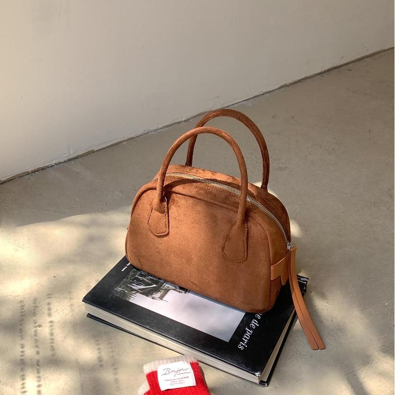 

Bowling bag niche autumn and winter new retro suede bag fashion trend messenger handbag коричневый