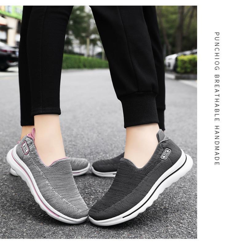 Women's Shoes Spring Middle-aged Elderly Mom Shoes, Slip-on Flat Elderly Shoes, Comfort Soft Sole Fly Knit Upper Brand Women Footwear