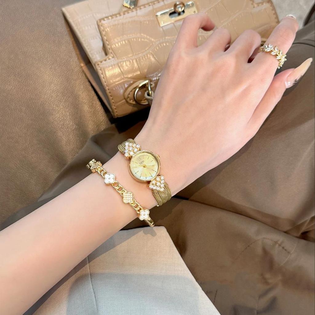 New Luxury Fashion Diamond Quartz Woman Watches Retro-Style Timepiece Precious Metal Gold-Plated Small Dial Watch With Gift