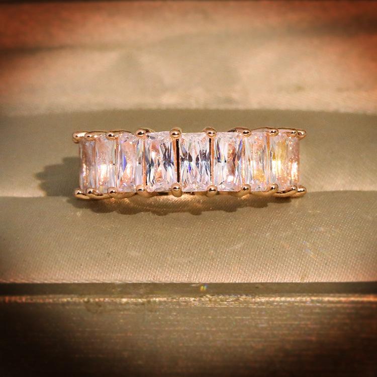 

Yiwu Jewelry AAA цирконовое цветное золотое кольцо No. 10