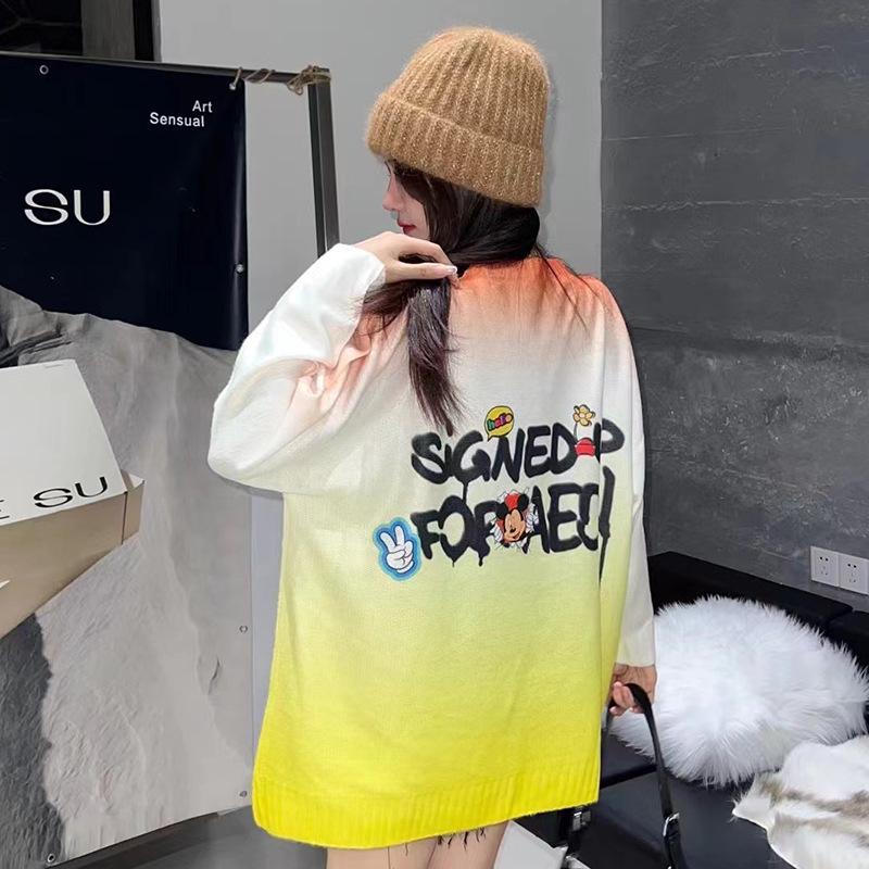 Chic Korean Style Rhinestone Print Round Neck Sweater for Women (2026 Winter Collection)