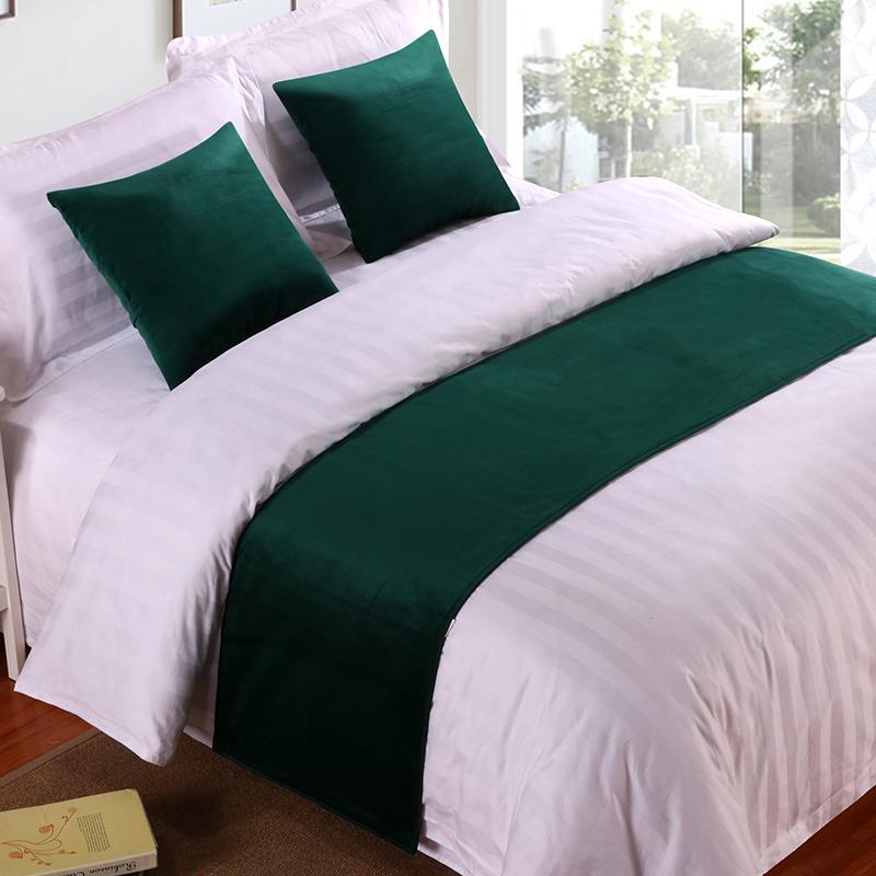 Luxury Velvet Solid Bed Runner Scarf Protector Slipcover Bed Decorative Scarf for Bedroom Hotel Wedding Room Twin/Queen/King