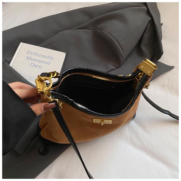 Women's 2025 High-End Retro Versatile Crossbody Shoulder Bag - European & American Fashion Dumpling Design