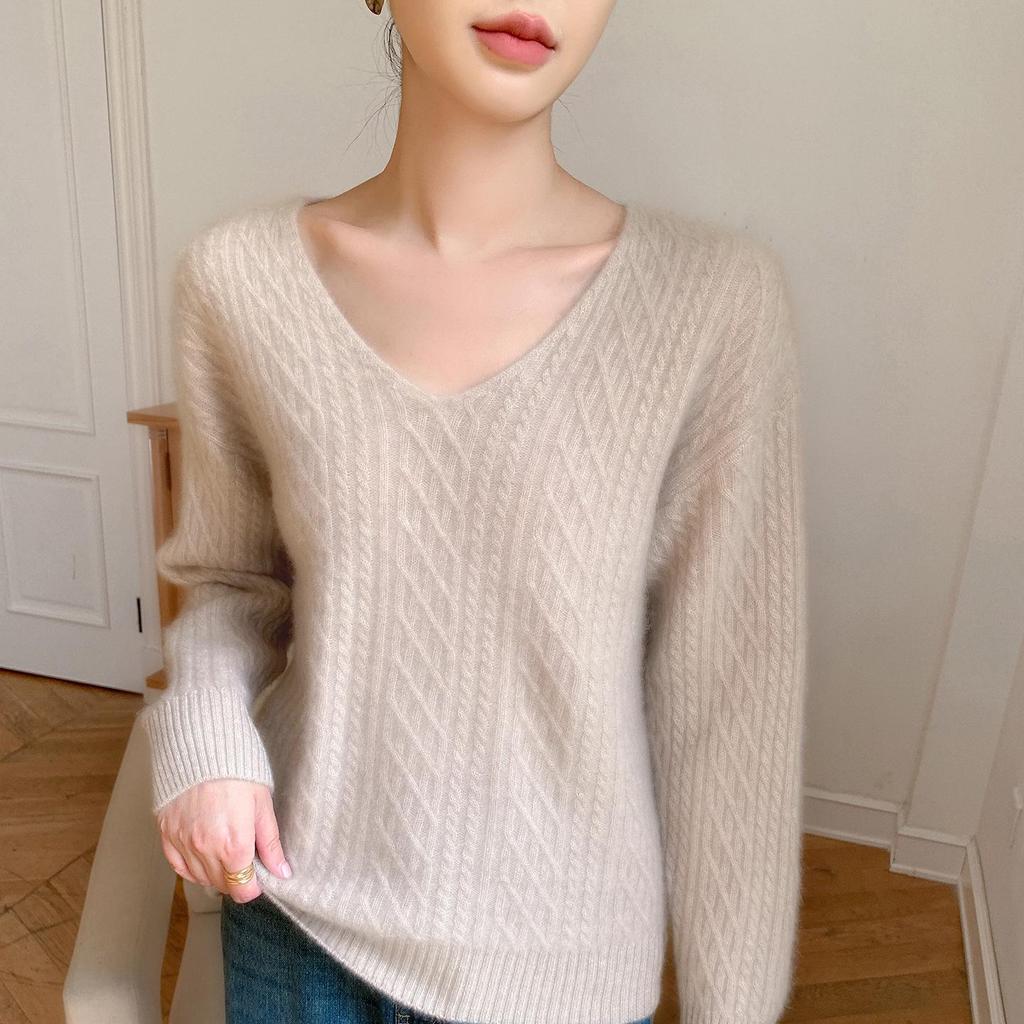 Women's Cozy Cashmere Jacquard Sweater - Warm, Fashionable & Versatile Knitwear