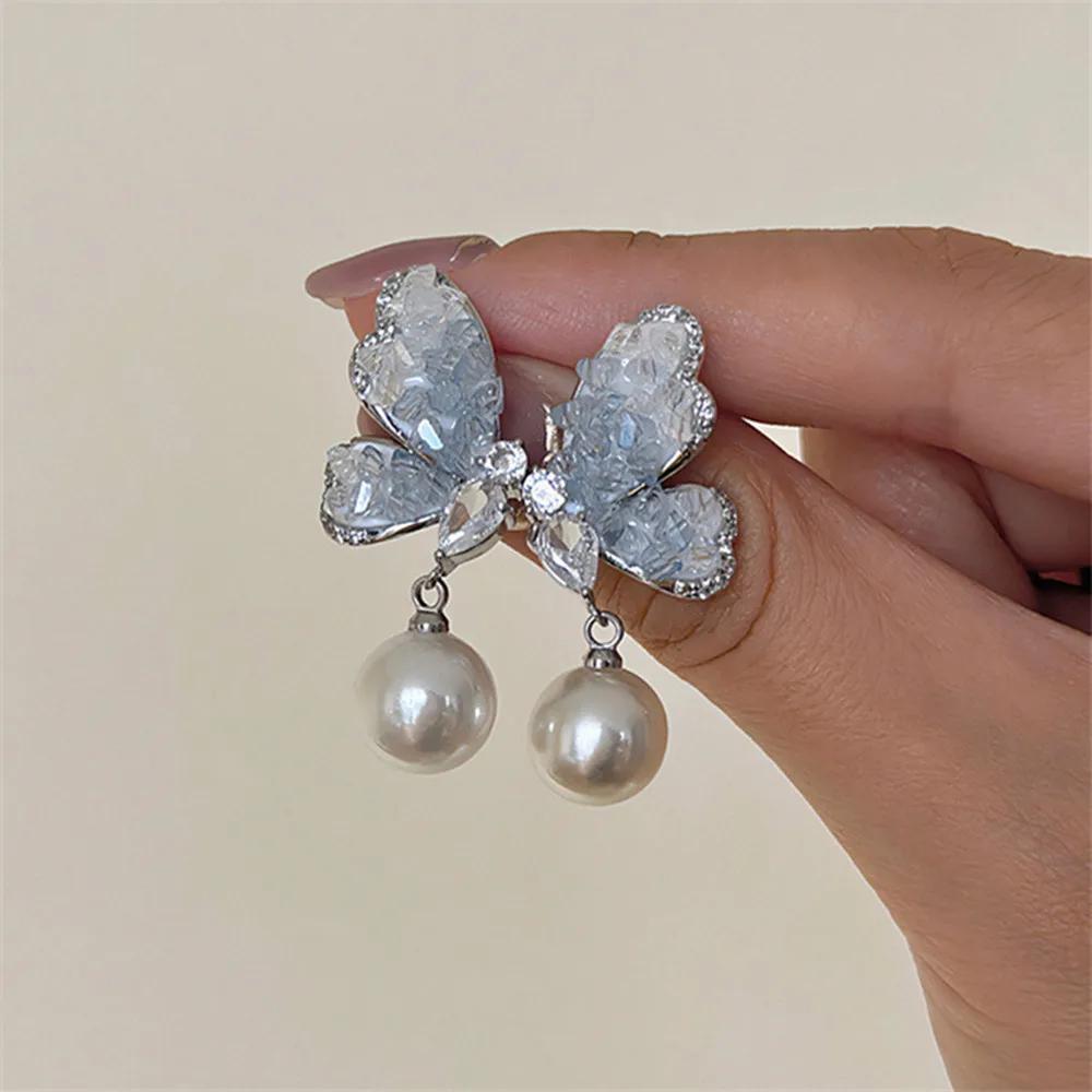 Crystal Butterfly Elegant Earrings, Women'S Fashionable And Versatile Pearl Earrings With Niche Design, Light Luxury And High-End Temperament Earrings