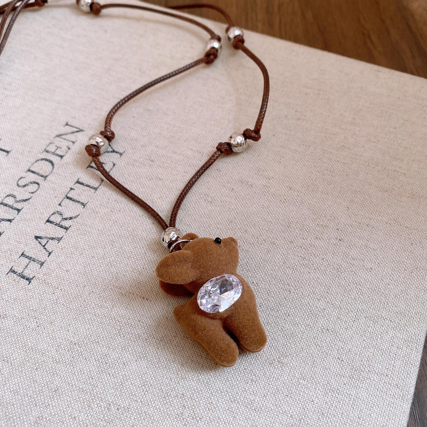 Cartoon cute zircon resin deer earrings, stud earrings, exquisite earrings, niche design