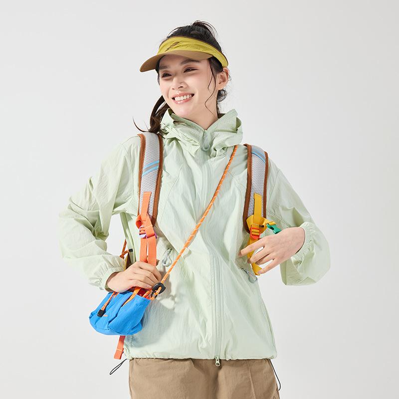 Summer new couple sunscreen clothes women's ultra-thin breathable UV-proof jackets outdoor sunscreen clothes men's