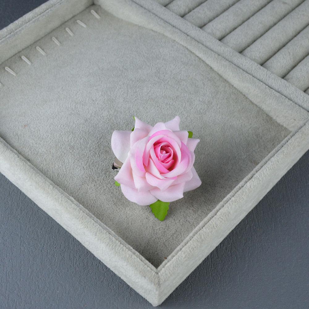 Barrette latérale rose rouge vintage pour spectacles de danse