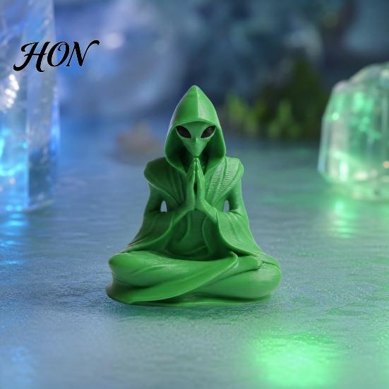 Bookcase Alien Figurine 3D Printed Meditation Statue, Zen Desk Decor Ornament, Soft Furnishing Accent Cute Extraterrestrial for Home Office,