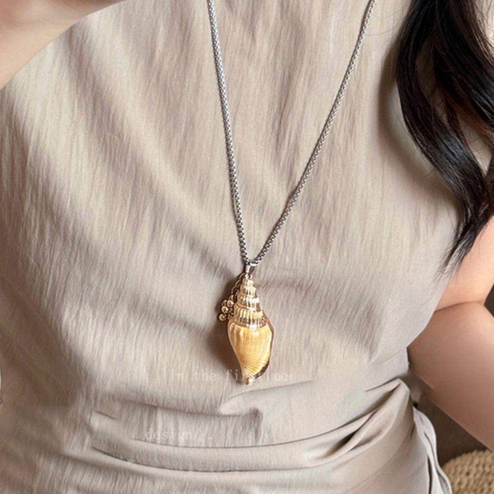 Sweet Shell Pendant Necklace Scallop Ocean Style Beach Choker Trendy Conch Clavicle Chain  Girls