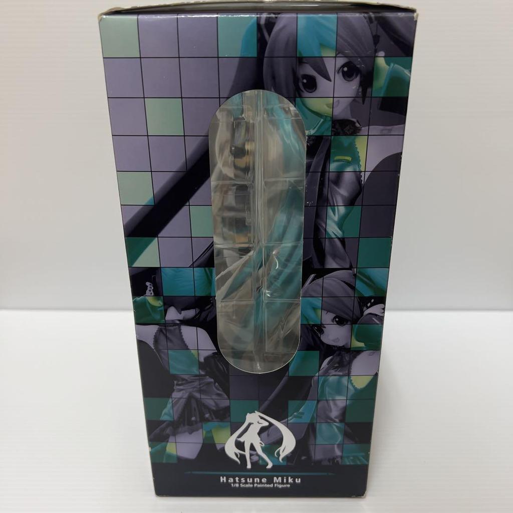 [USED] Character Vocal Series 01 Hatsune Miku (1/8 Scale PVC)
