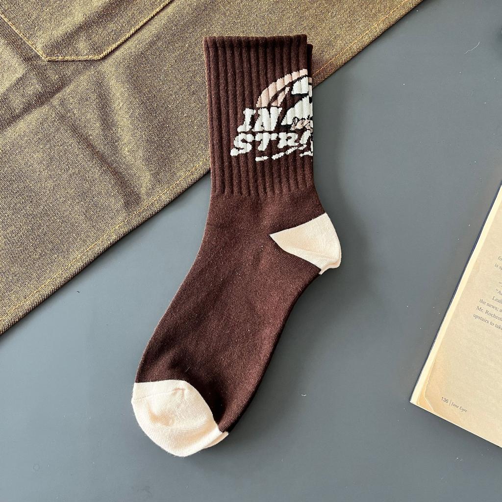 Retro American Men's Mid-rise Socks Women's Ins-style Casual Sports Basketball Socks