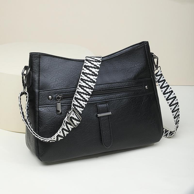 Women's PU Messenger Bag Mother Bag Large Capacity Multi-layer Commuting Shoulder Bag