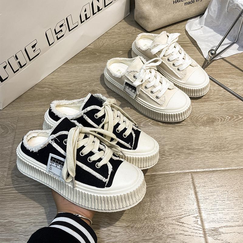 

Customized flat-bottomed fashion board shoes for women in the autumn of 2025, the new versatile little white shoes will increase the height of the tre 35 бежевый